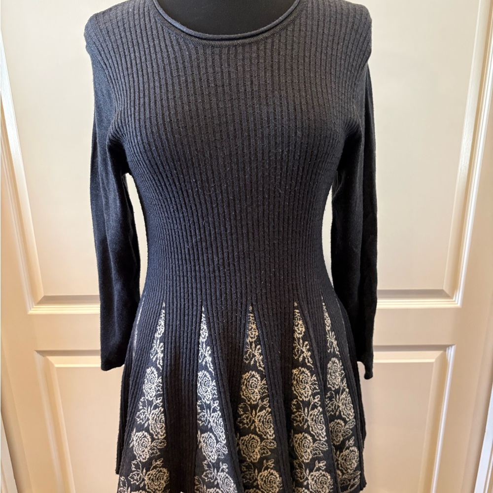 Chic Black Long Sleeve Dress with White Floral Accents